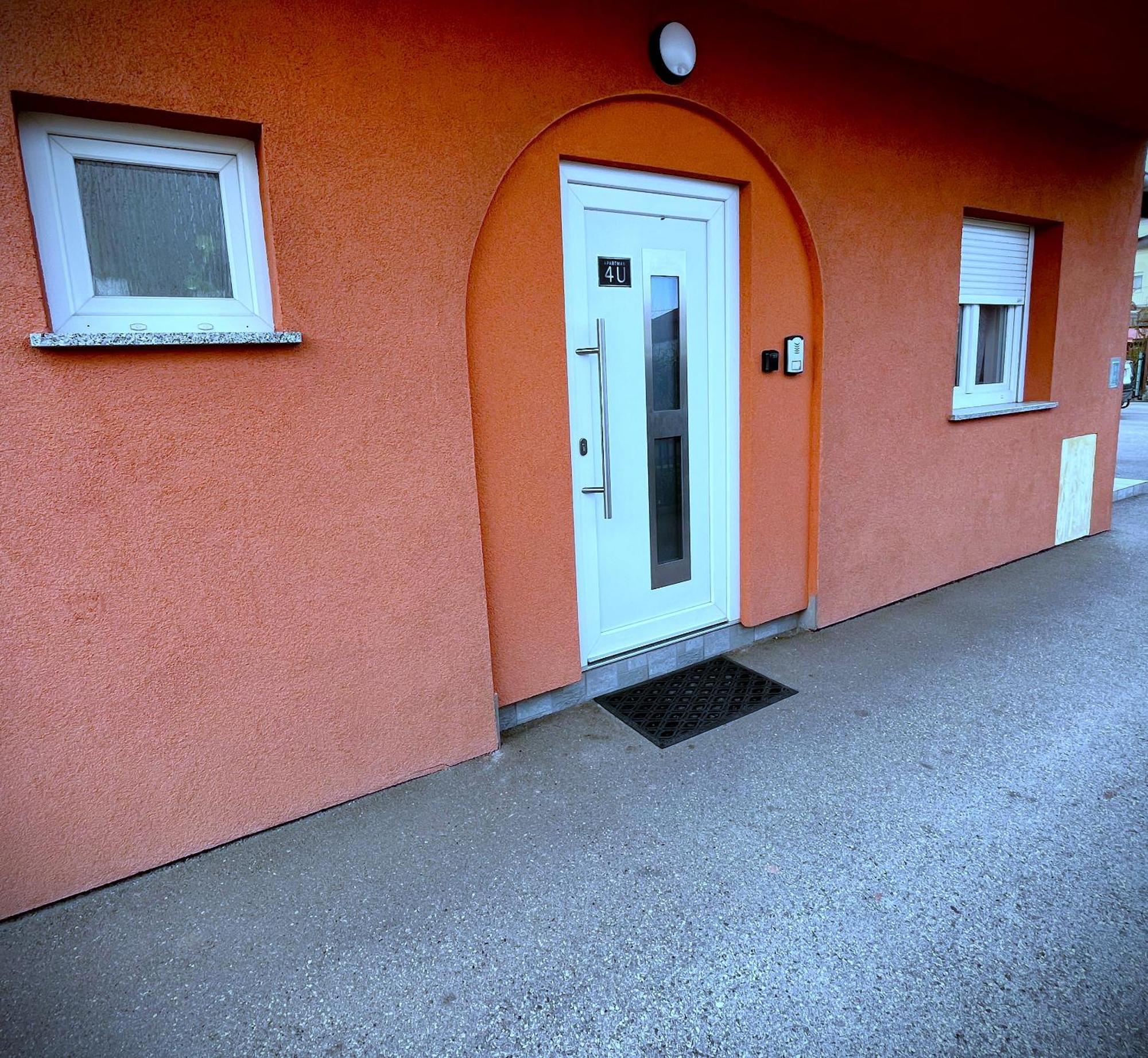 Apartman 4U Velika Gorica Near Zagreb Airport Buitenkant foto