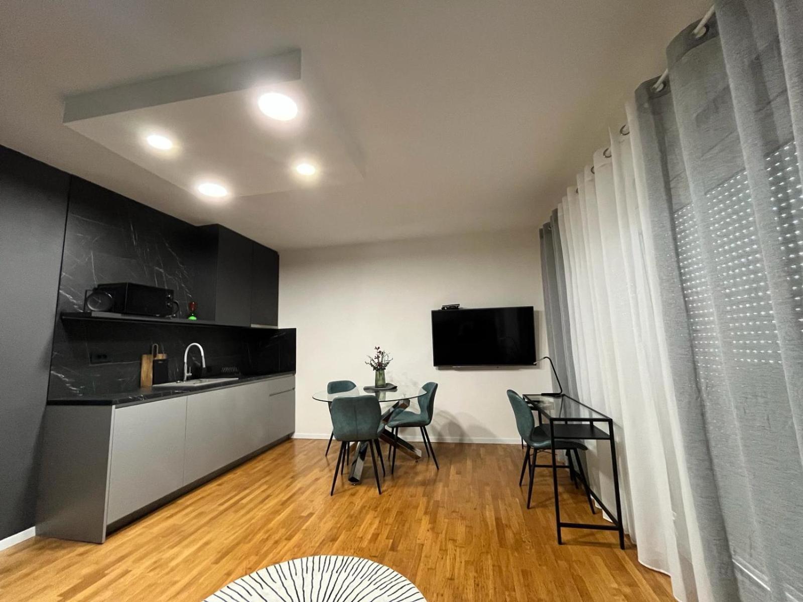 Apartman 4U Velika Gorica Near Zagreb Airport Buitenkant foto